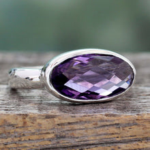 Load image into Gallery viewer, Purple Crown