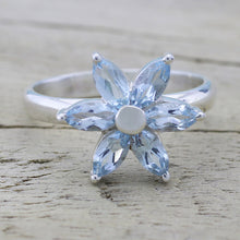 Load image into Gallery viewer, Sparkling Daisy