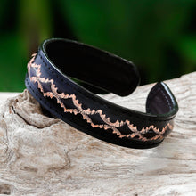 Load image into Gallery viewer, Thai Pattern in Black