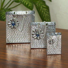 Load image into Gallery viewer, Blue Luxury