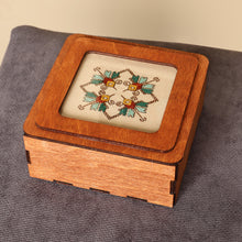 Load image into Gallery viewer, Charming Lotus