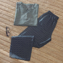 Load image into Gallery viewer, Green Nights