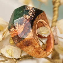 Load image into Gallery viewer, Unparalleled Beauty