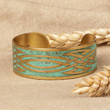 Load image into Gallery viewer, Armenian Streaks