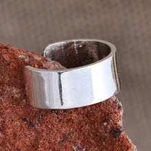 Load image into Gallery viewer, Minimalist Me