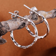 Load image into Gallery viewer, Chic Torsade