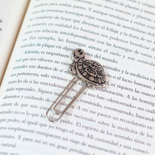 Load image into Gallery viewer, Polished and Oxidized Zamac Metal Turtle Clip Bookmark - Literary Carapace | NOVICA