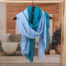 Load image into Gallery viewer, Teal Winds