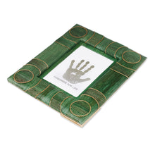Load image into Gallery viewer, 4x6 Natural Fiber Photo Frame in Green from Indonesia - Circle of Memories in Green | NOVICA