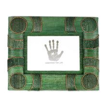 Load image into Gallery viewer, 3x5 Natural Fiber Photo Frame in Green from Indonesia - Circle of Memories in Green | NOVICA