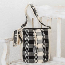 Load image into Gallery viewer, Black and Ivory