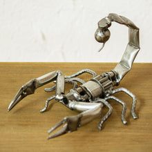 Load image into Gallery viewer, Escorpion Rustico