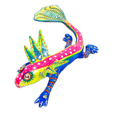 Load image into Gallery viewer, Handmade Alebrije Axolotl - Alert Axolotl | NOVICA