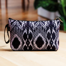 Load image into Gallery viewer, Navy Trends