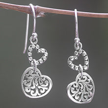 Load image into Gallery viewer, Dangling Hearts