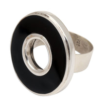 Load image into Gallery viewer, In the Round Black
