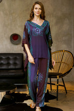 Load image into Gallery viewer, Vintage Batik