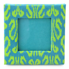 Load image into Gallery viewer, Fresh Ikat