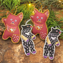 Load image into Gallery viewer, Dancing Animals