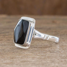 Load image into Gallery viewer, Black Jade Princess