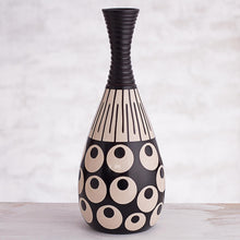 Load image into Gallery viewer, Chulucanas Vessel