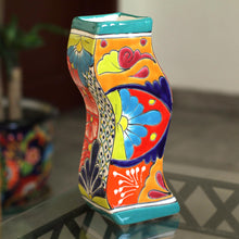 Load image into Gallery viewer, Wavy Talavera