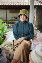Load image into Gallery viewer, Ikat-Themed Olive Cotton Canvas Tote Bag Crafted in Bali - Island Olive | NOVICA

