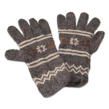 Load image into Gallery viewer, Alpaca blend gloves - Gray Clouds | NOVICA
