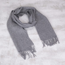 Load image into Gallery viewer, Men&#39;s 100% alpaca scarf - Stormy Gray | NOVICA
