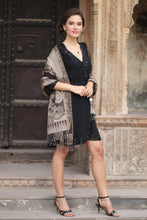 Load image into Gallery viewer, Executive Elegance
