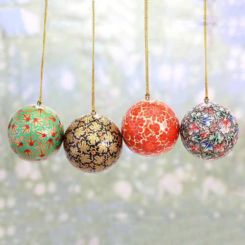 Alluring Baubles