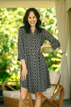 Load image into Gallery viewer, Creative Fusion in Indigo
