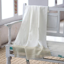 Load image into Gallery viewer, Everyday Elegance in Ivory
