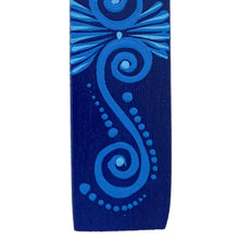 Load image into Gallery viewer, Hand Painted Green Turtle on Copal Wood Bookmark from Mexico - Reading Turtle | NOVICA
