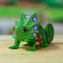Load image into Gallery viewer, Chameleonic Green
