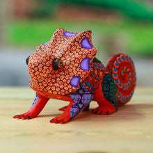Load image into Gallery viewer, Chameleonic Strawberry

