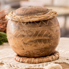 Load image into Gallery viewer, Abaca Leaves
