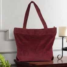 Load image into Gallery viewer, Maroon Sister
