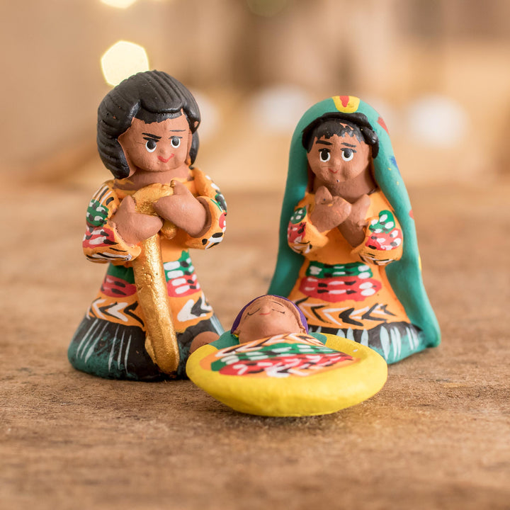 Handmade Nativity Scene (3 Pieces) - Petite Nativity | NOVICA