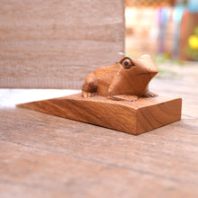 Load image into Gallery viewer, Helpful Toad in Brown
