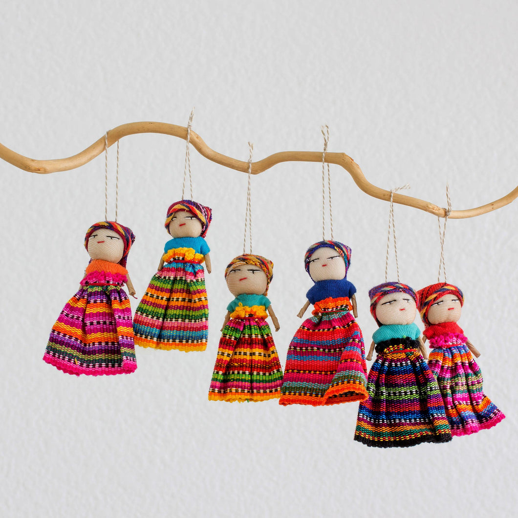 Worry Dolls Share the Love